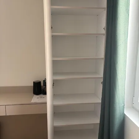 Homestay Privee Climatisee Avec Salle De Bains Partagee-le Sapin *